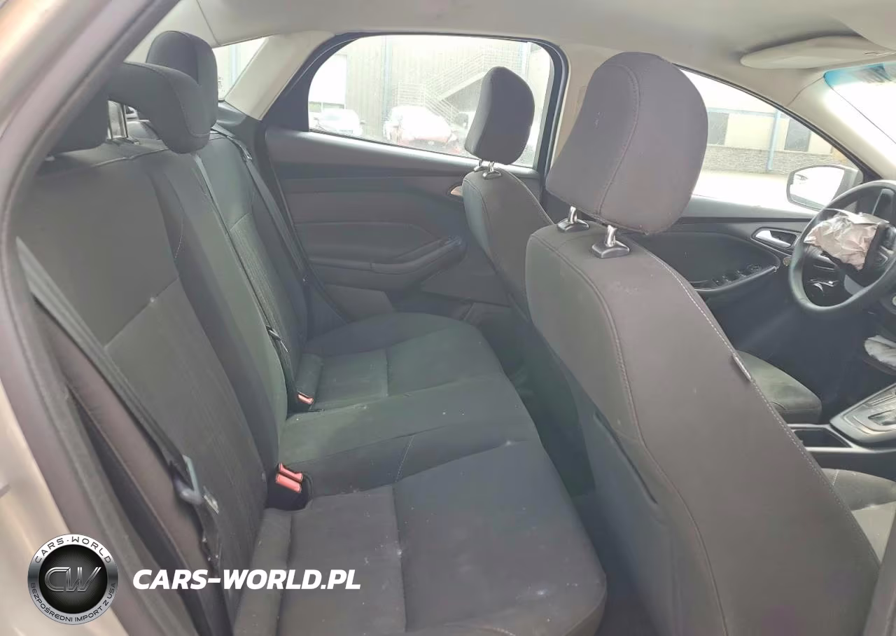 2015 Ford Focus Se VIN:1FADP3F26FL222630 - 10