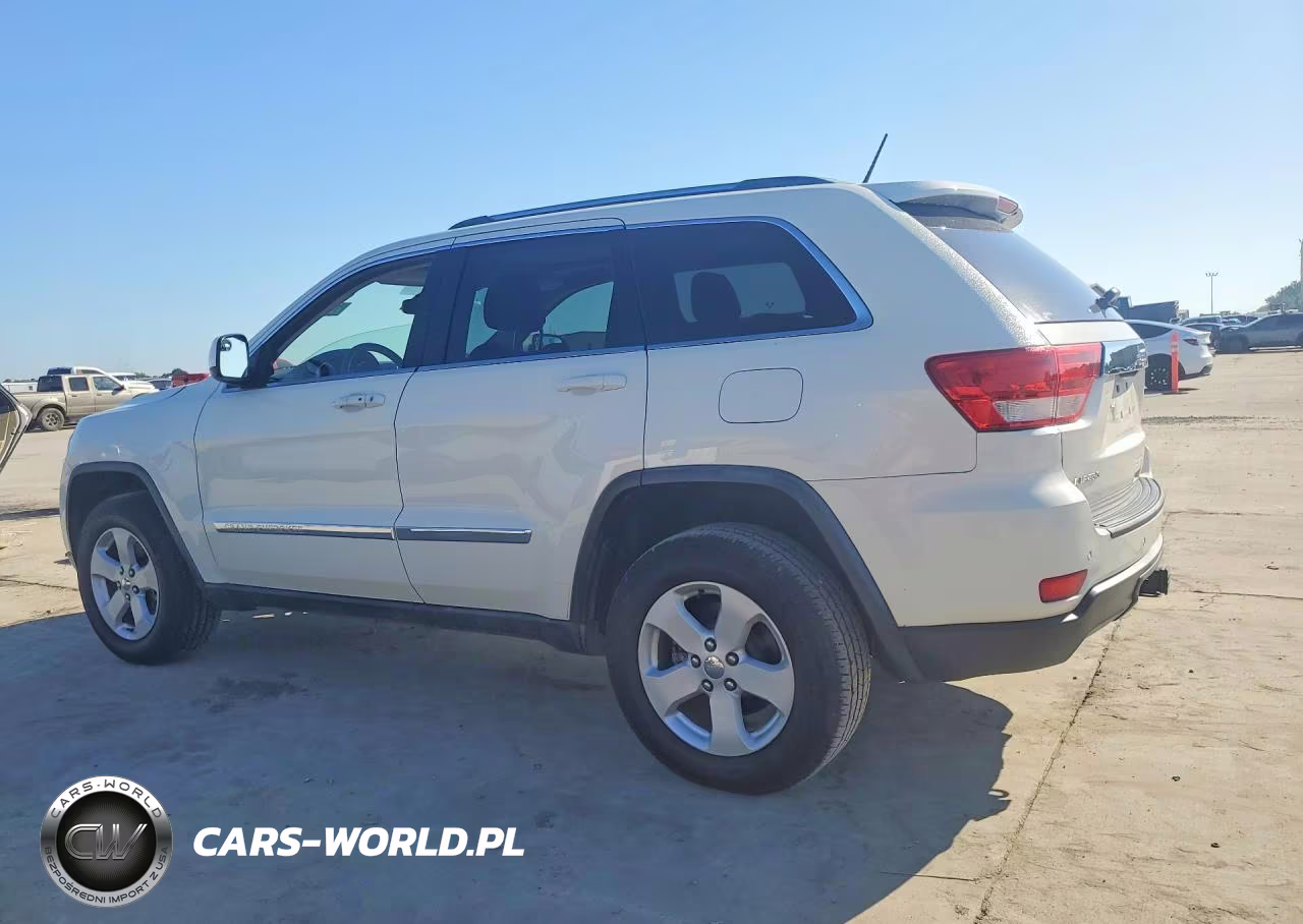 2011 Jeep Grand Cherokee Laredo VIN:1J4RS4GG7BC582900 - 2