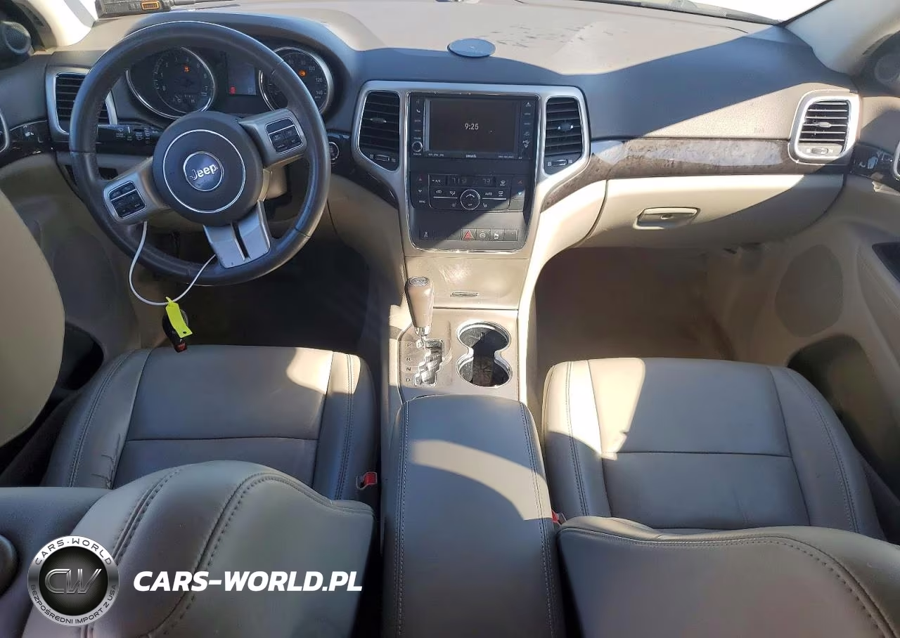 2011 Jeep Grand Cherokee Laredo VIN:1J4RS4GG7BC582900 - 8