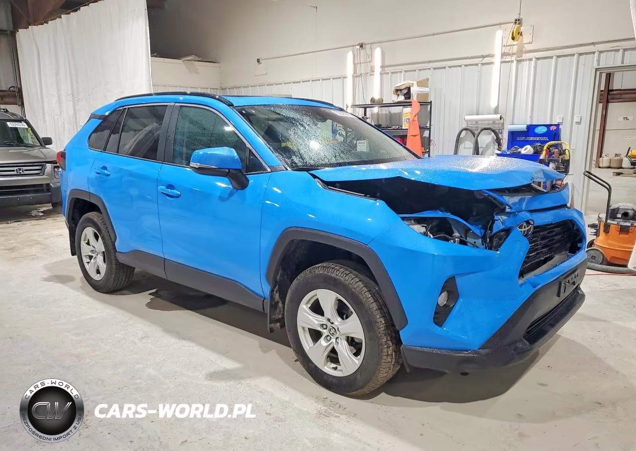 2021 Toyota Rav4 Xle VIN:2T3P1RFV4MW223873 - 4