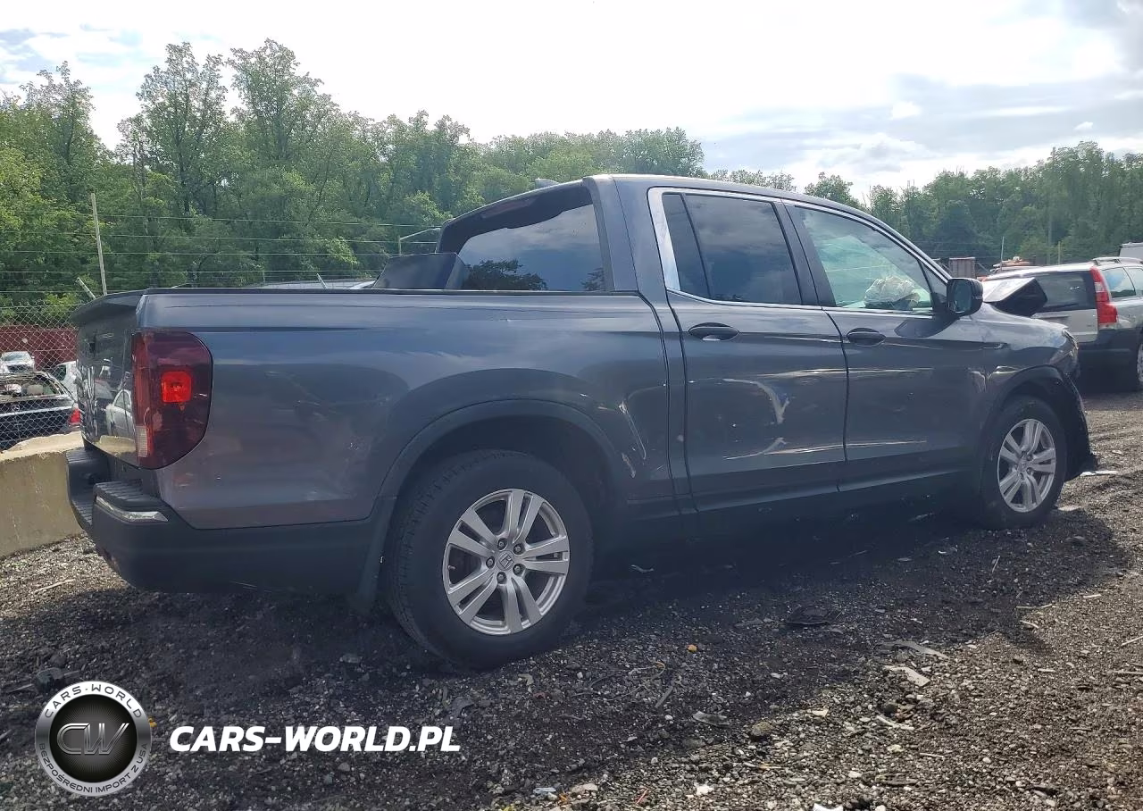 2017 Honda Ridgeline Rt VIN:5FPYK2F27HB004245 - 3
