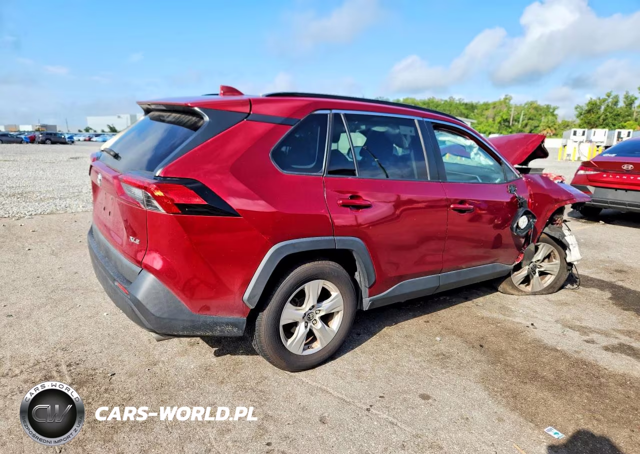 2021 Toyota Rav4 Xle VIN:2T3W1RFVXMW175517 - 3