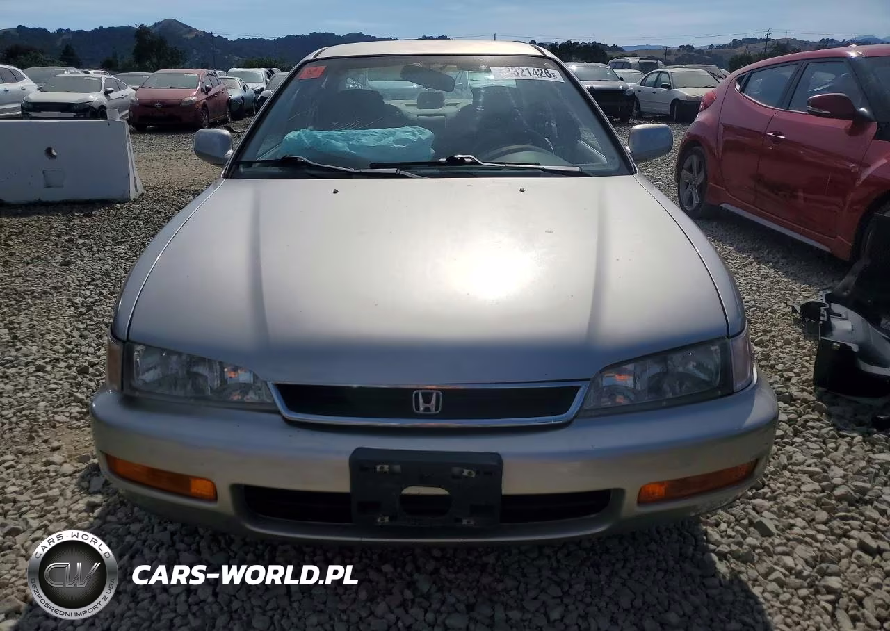 1996 Honda Accord Lx VIN:1HGCD5533TA298237 - 5