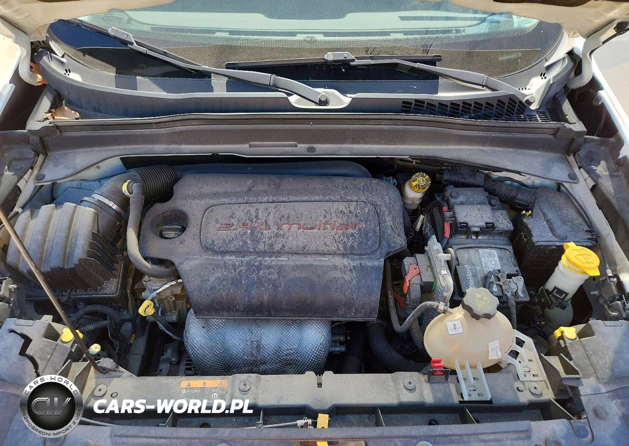 2015 Jeep Renegade Sport VIN:ZACCJBAT0FPC19607 - 12