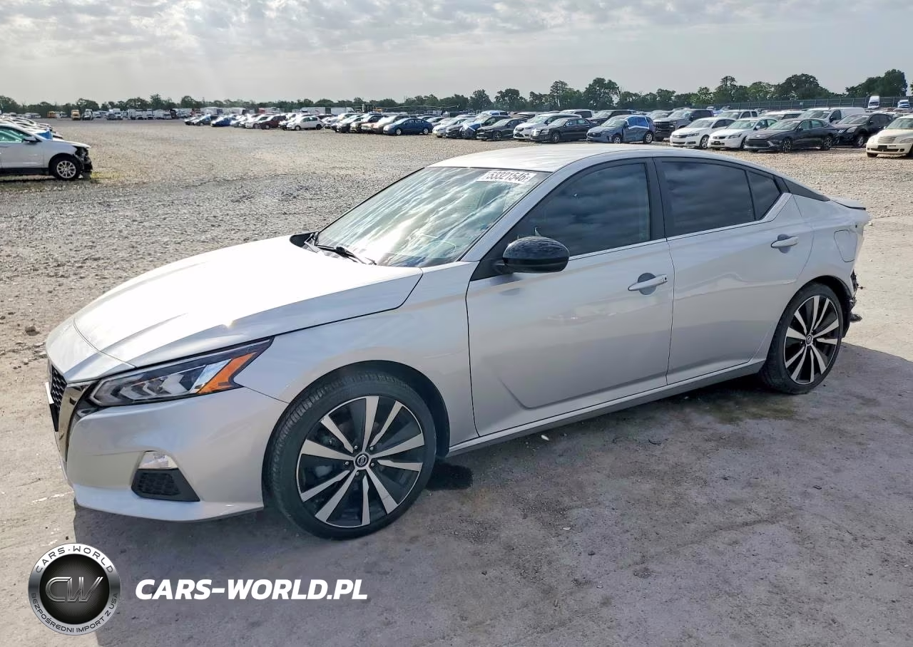 2022 Nissan Altima Sr – zdjęcie 1 z 13