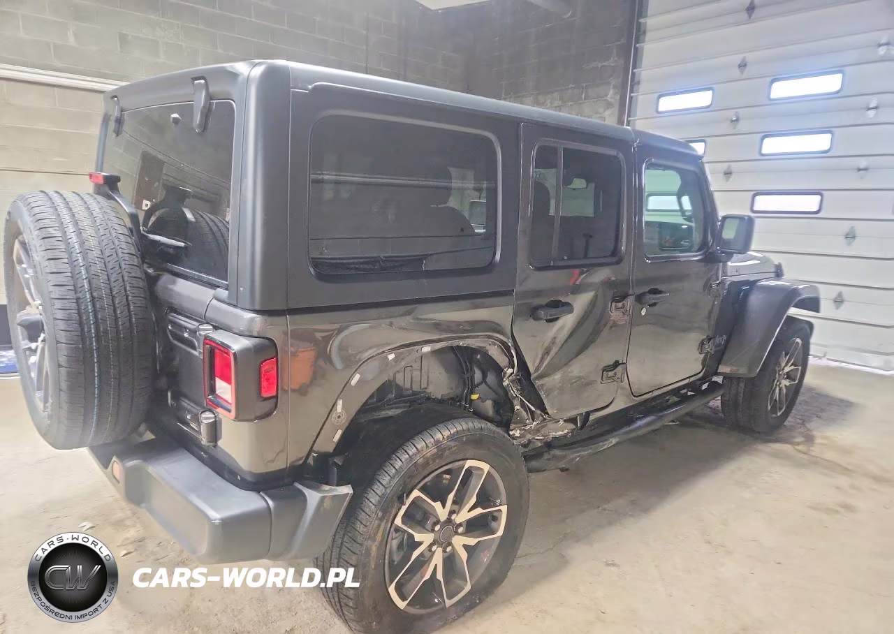 2024 Jeep Wrangler 4Xe VIN:1C4RJXN69RW166134 - 3