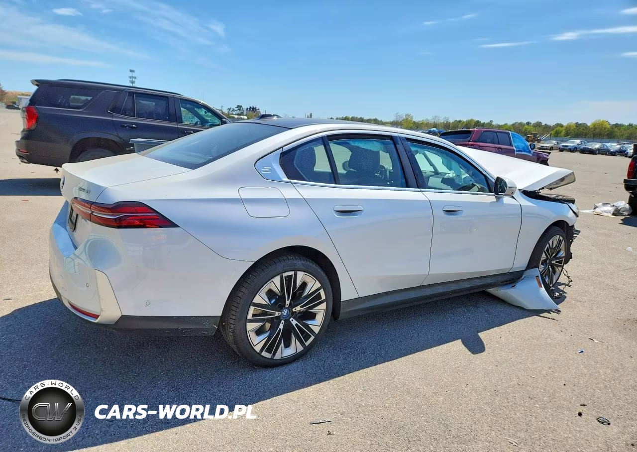 2025 BMW I5 xDrive 40 VIN:WBY13HG05SCS27426 - 3