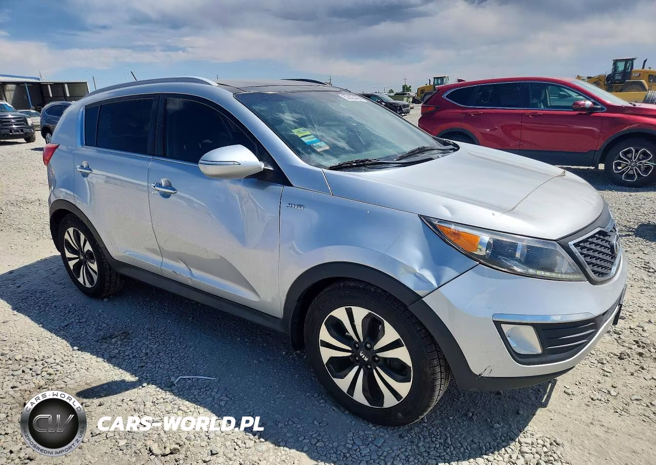 2013 Kia Sportage Sx VIN:KNDPCCA6XD7463108 - 4