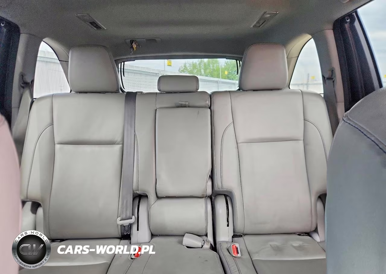 2018 Toyota Highlander Xle VIN:5TDJZRFH4JS544771 - 10