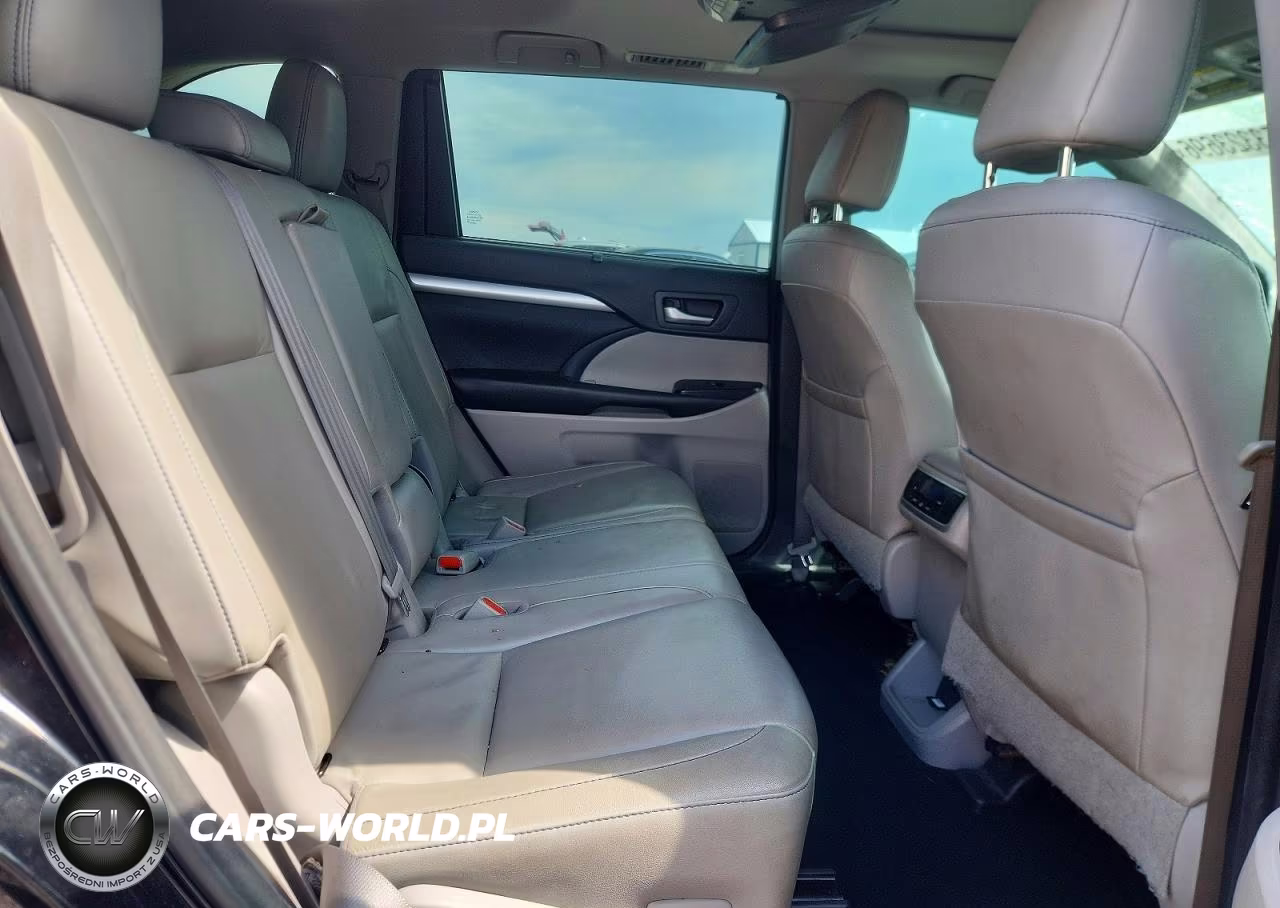 2018 Toyota Highlander Xle VIN:5TDJZRFH4JS544771 - 11