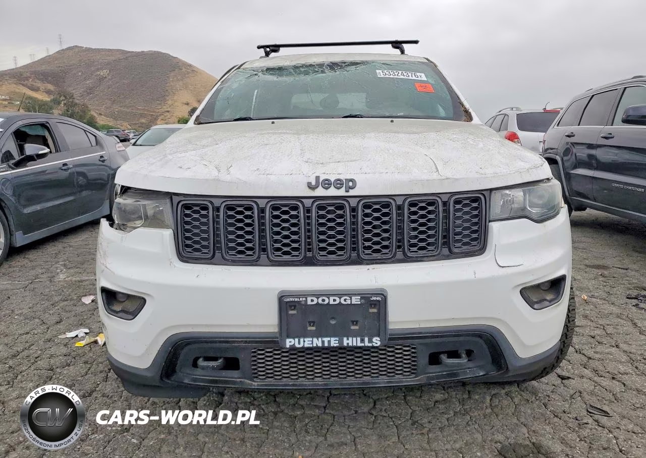 2019 Jeep Grand Cherokee Laredo VIN:1C4RJFAG8KC620387 - 5