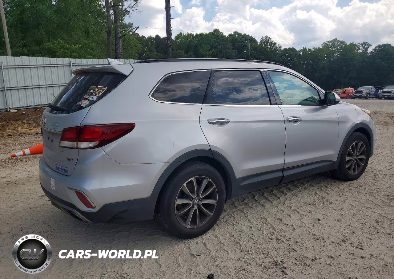 2017 Hyundai Santa Fe Se VIN:KM8SMDHF8HU177361 - 3