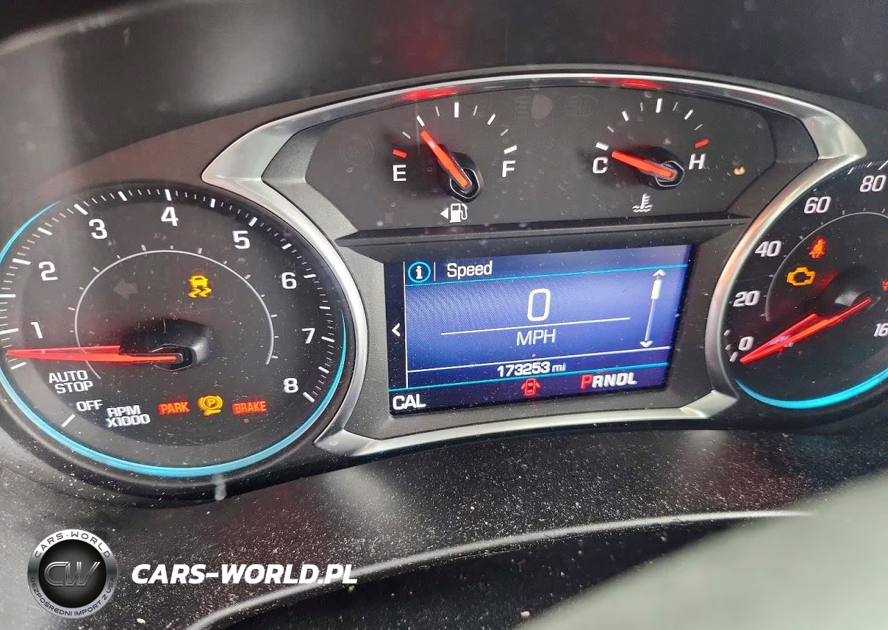 2020 Chevrolet Equinox Lt VIN:3GNAXKEV8LS583745 - 9
