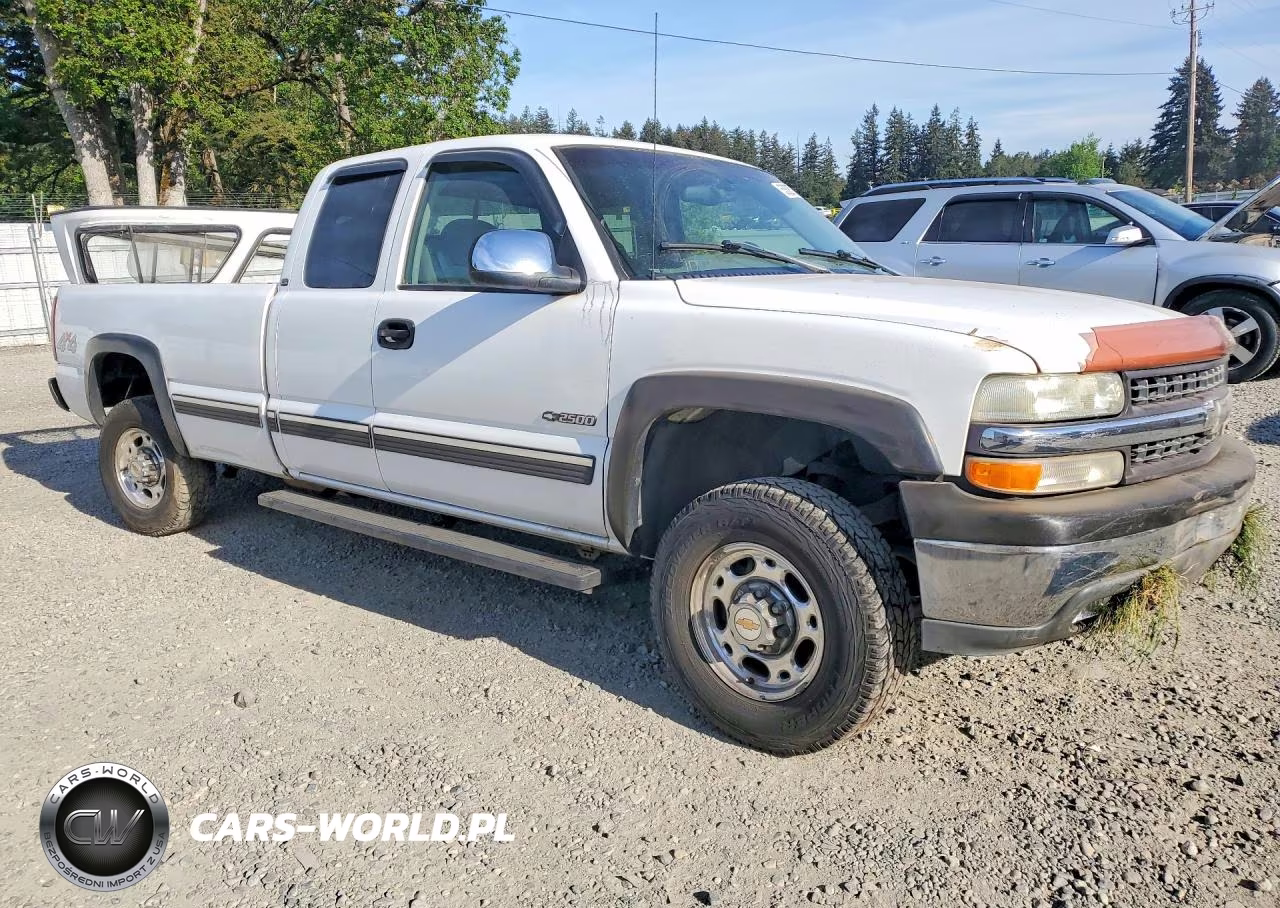 1999 Chevrolet Silverado K2500 VIN:1GCGK29U4XE179778 - 4