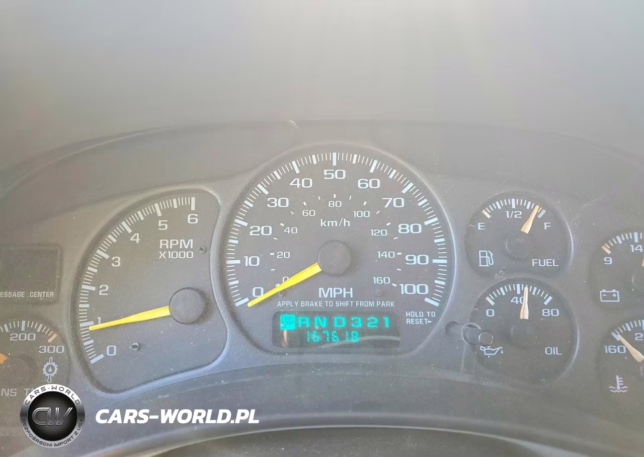 1999 Chevrolet Silverado K2500 VIN:1GCGK29U4XE179778 - 9