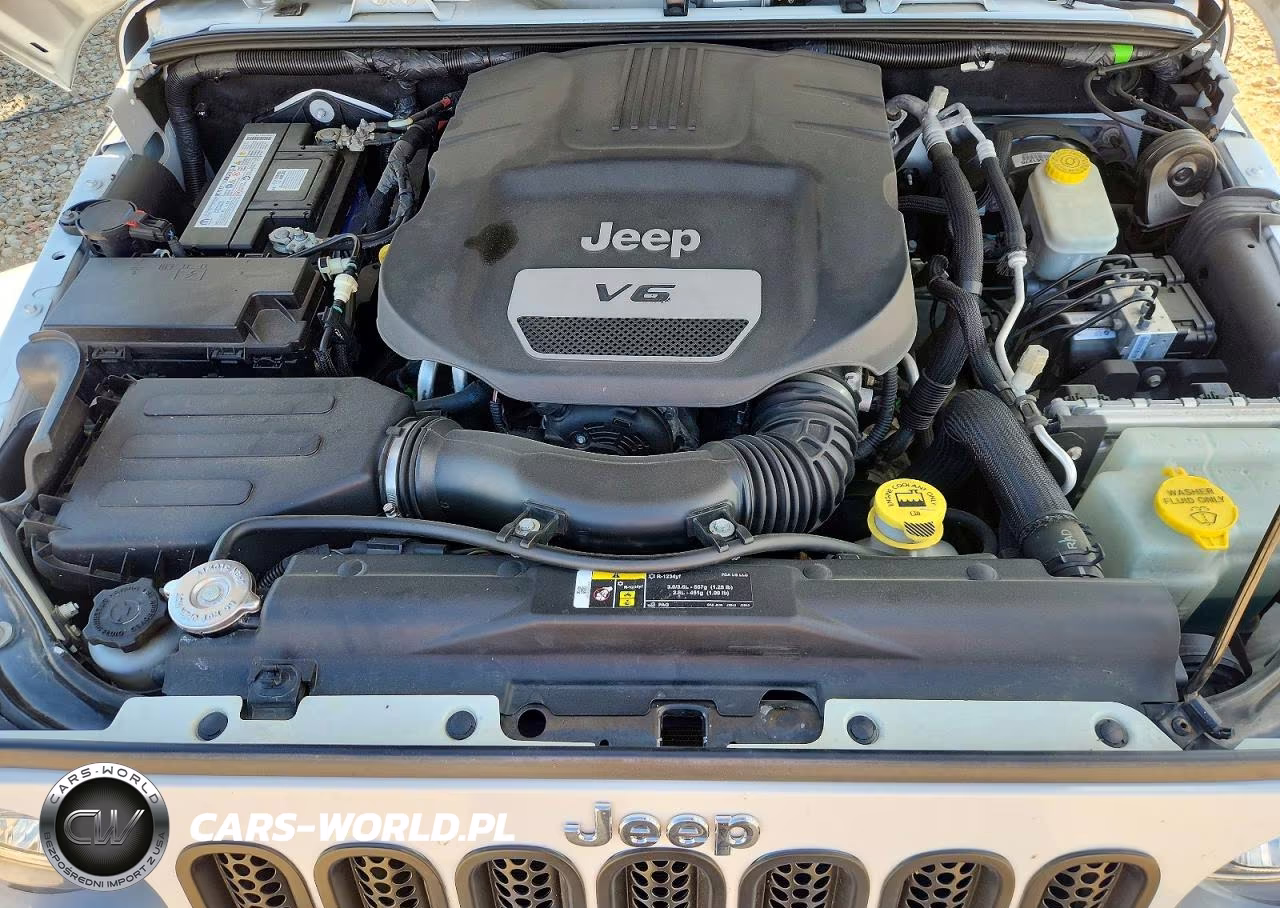 2017 Jeep Wrangler Unlimited Sahara VIN:1C4BJWEG2HL554844 - 11