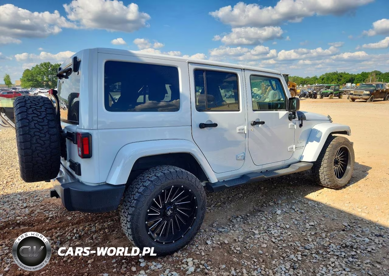 2017 Jeep Wrangler Unlimited Sahara VIN:1C4BJWEG2HL554844 - 3