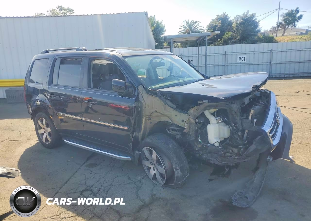 2015 Honda Pilot Touring VIN:5FNYF3H94FB011132 - 4