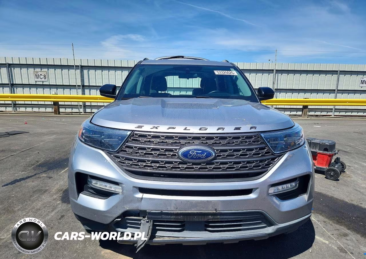 2022 Ford Explorer Xlt VIN:1FMSK8DH4NGA12356 - 5