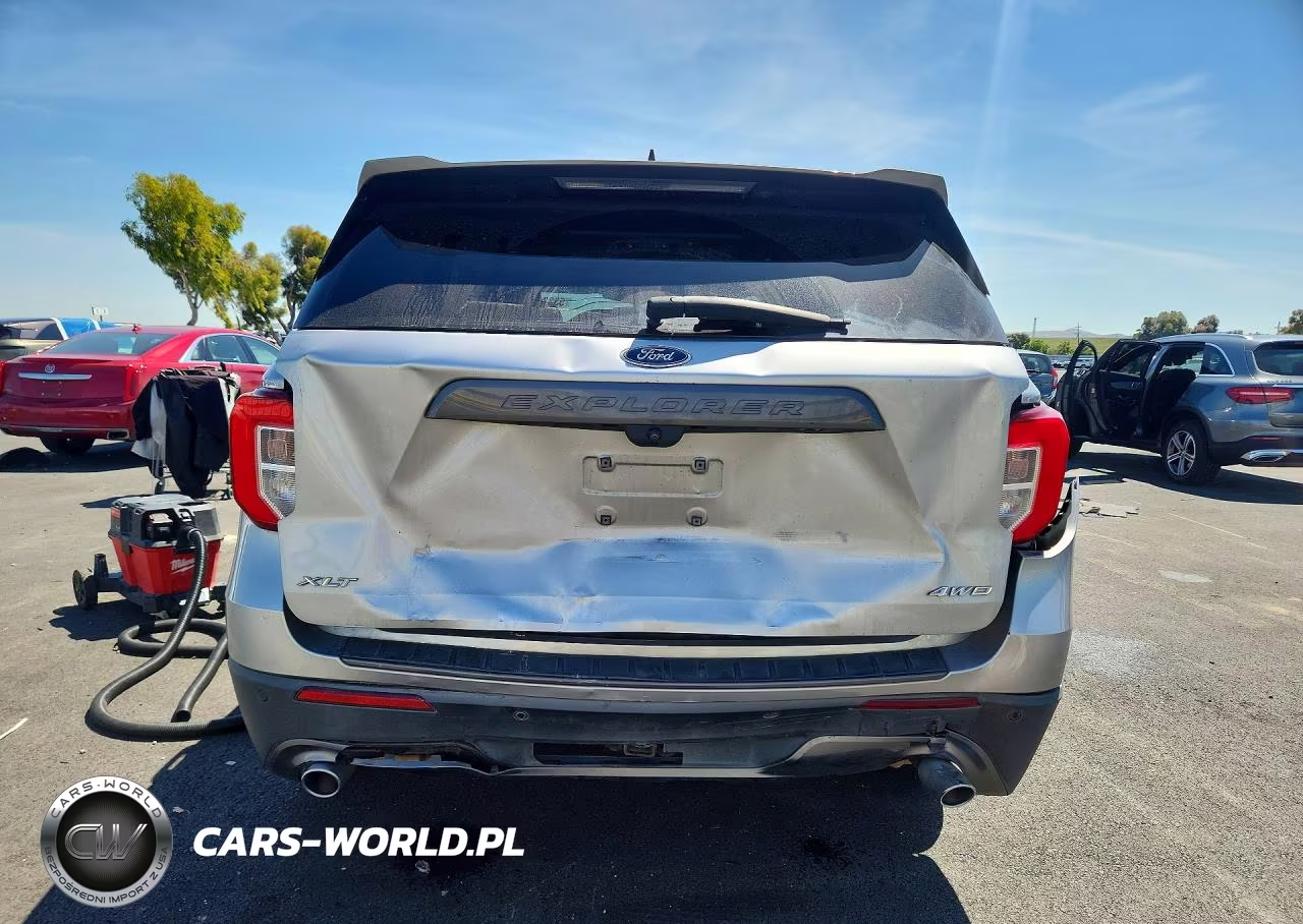 2022 Ford Explorer Xlt VIN:1FMSK8DH4NGA12356 - 6