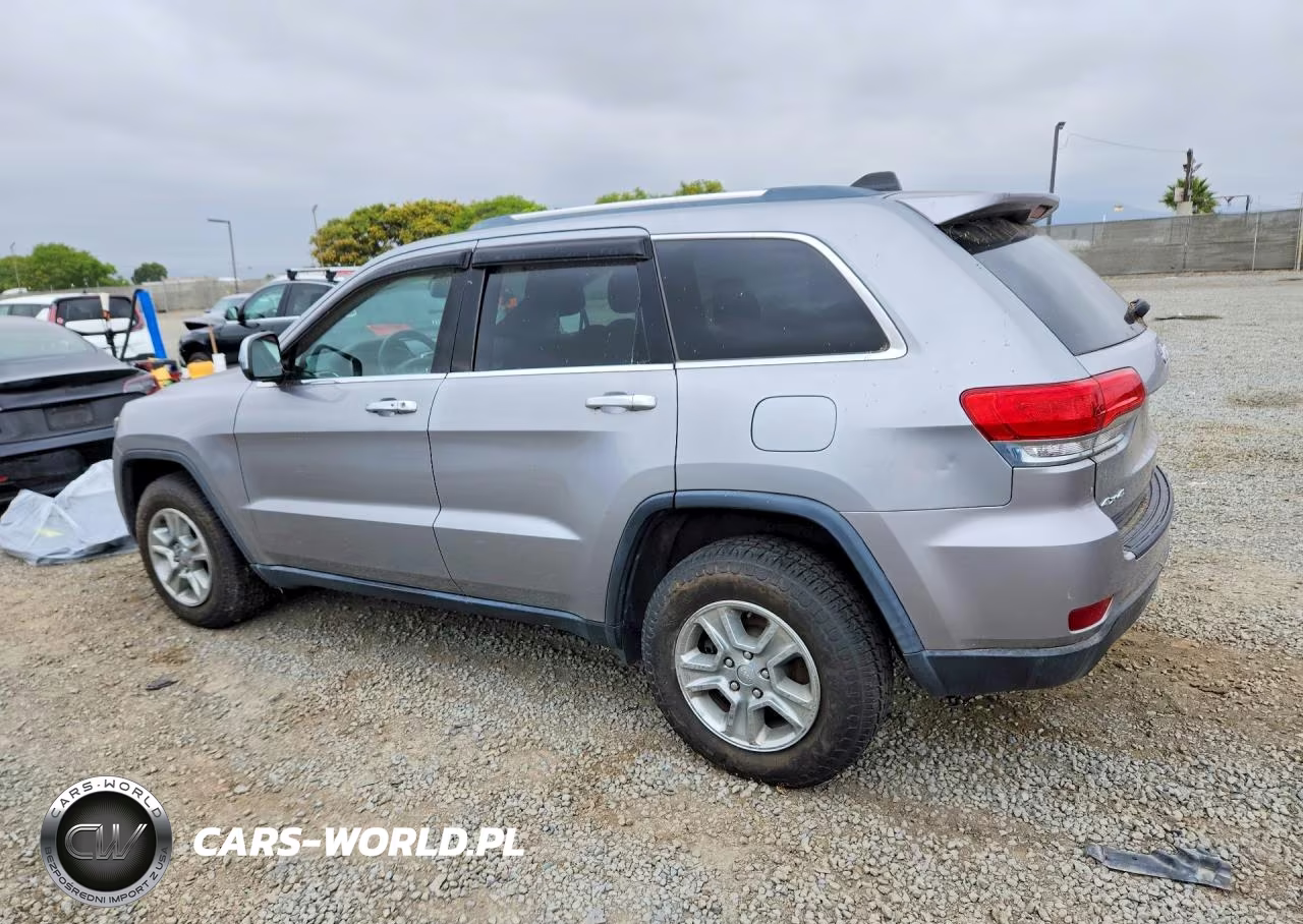2015 Jeep Grand Cherokee Laredo VIN:1C4RJFAGXFC637293 - 2