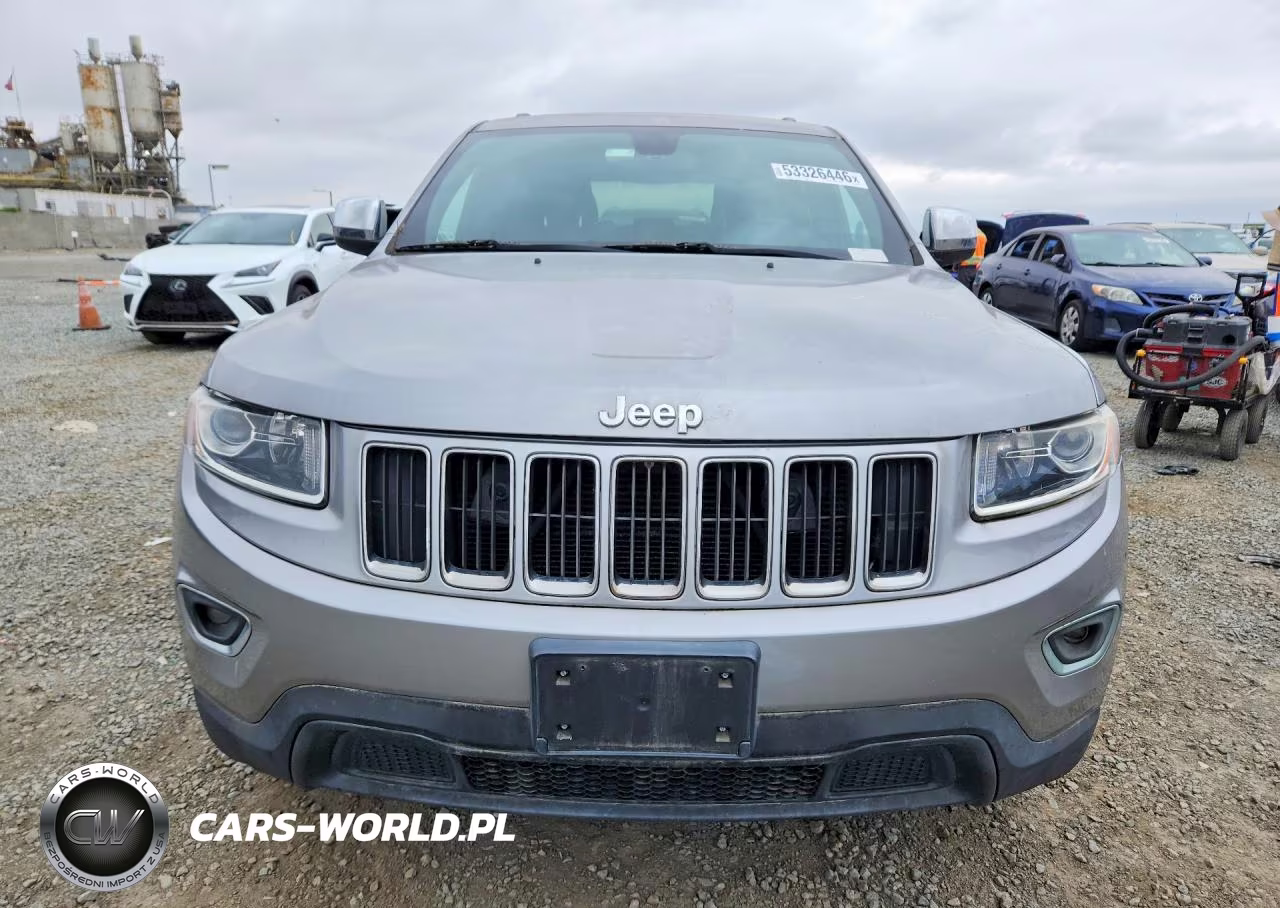 2015 Jeep Grand Cherokee Laredo VIN:1C4RJFAGXFC637293 - 5