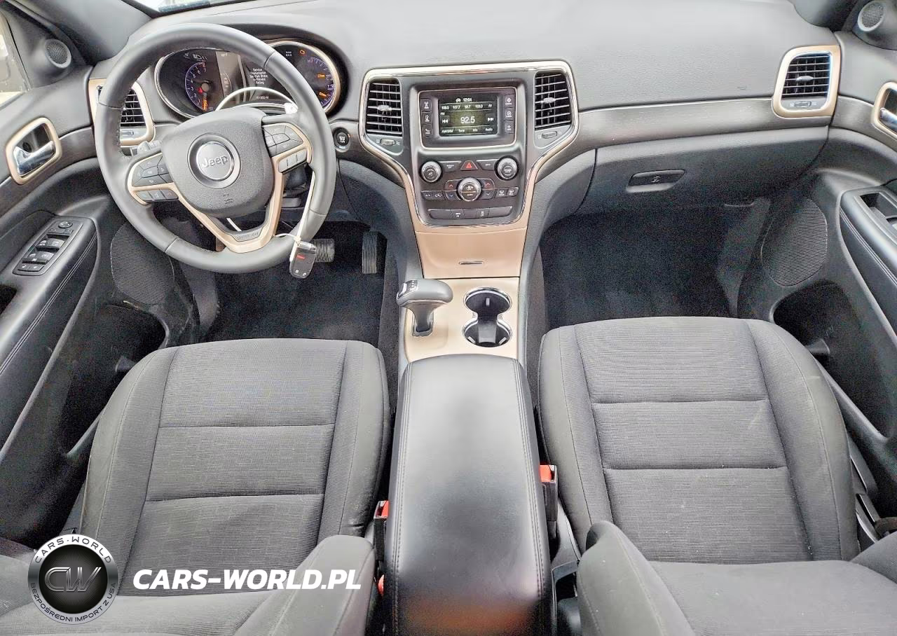 2015 Jeep Grand Cherokee Laredo VIN:1C4RJFAGXFC637293 - 8