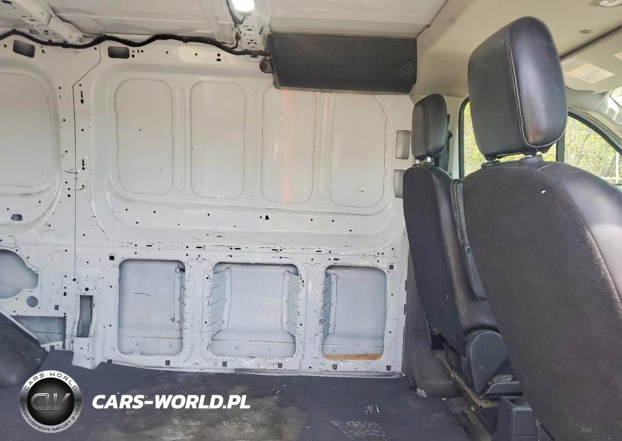 2020 Ford Transit 150 Delivery Van VIN:1FTYE1Y84LKA70808 - 11