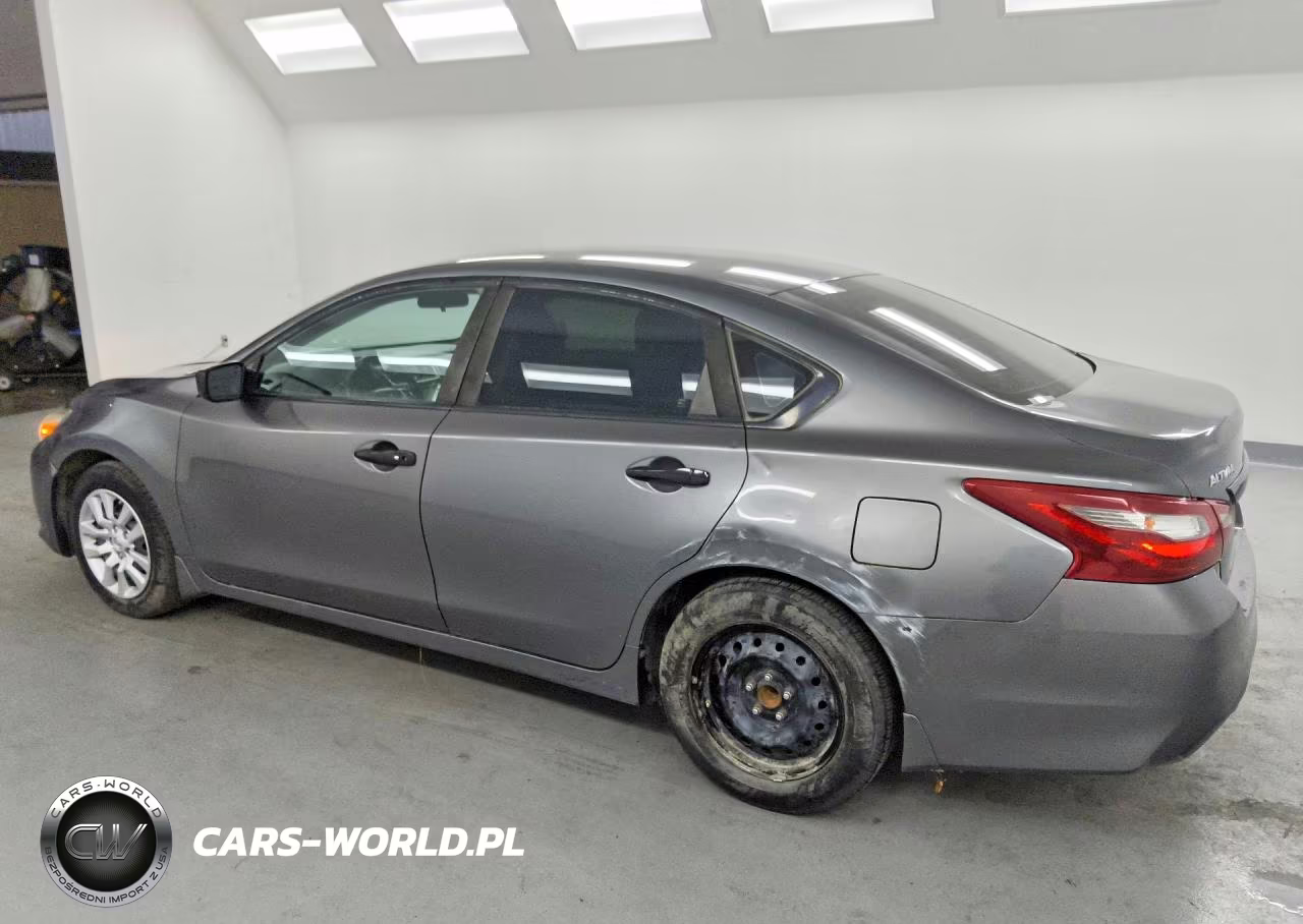 2018 Nissan Altima 2.5 S VIN:1N4AL3AP0JC139639 - 2