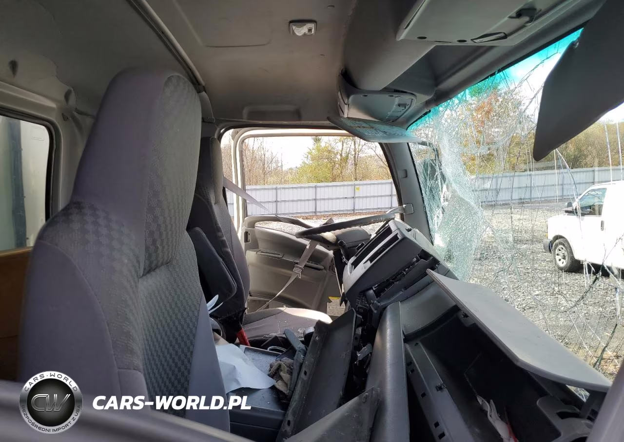 2019 Isuzu Ftr Refrigerated Box Truck VIN:54DK6S162KSG00238 - 11