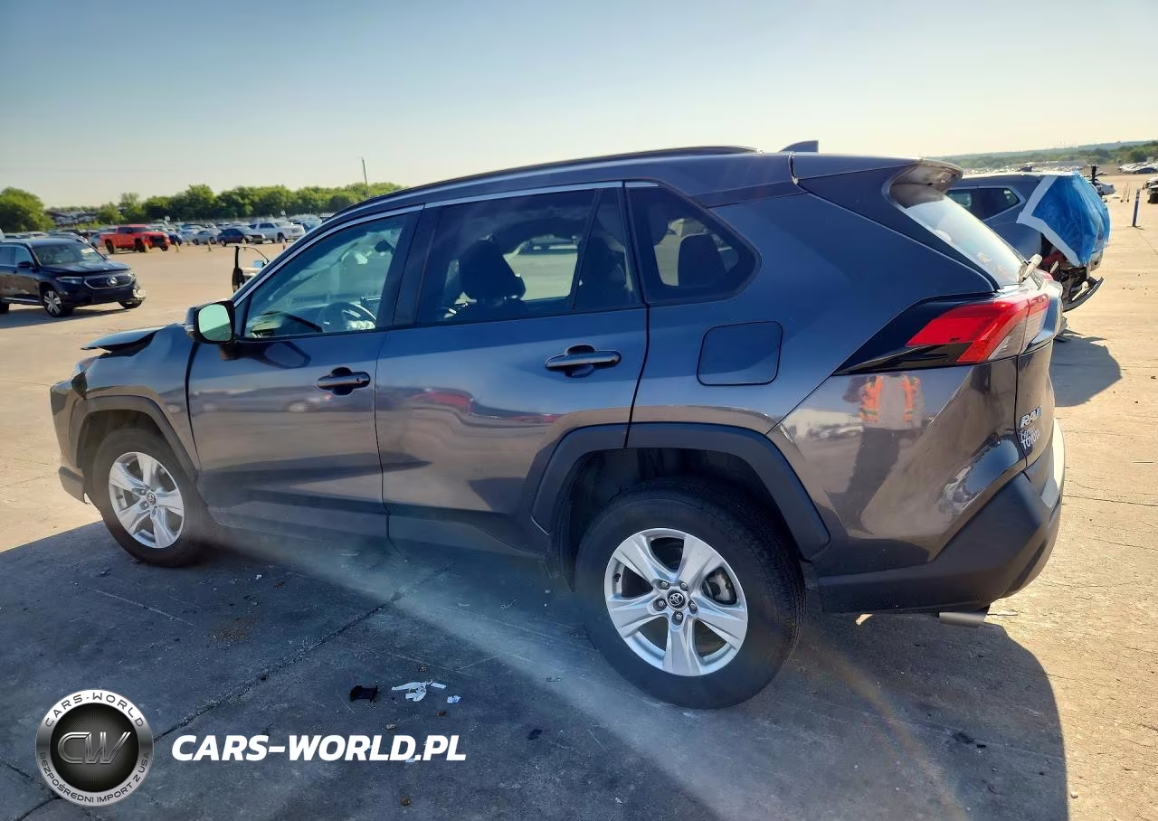 2021 Toyota Rav4 Xle VIN:2T3W1RFV1MW106103 - 2