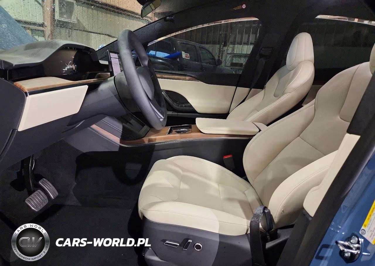 2026 Tesla Model X VIN:7SAXCAE59TF478510 - 7