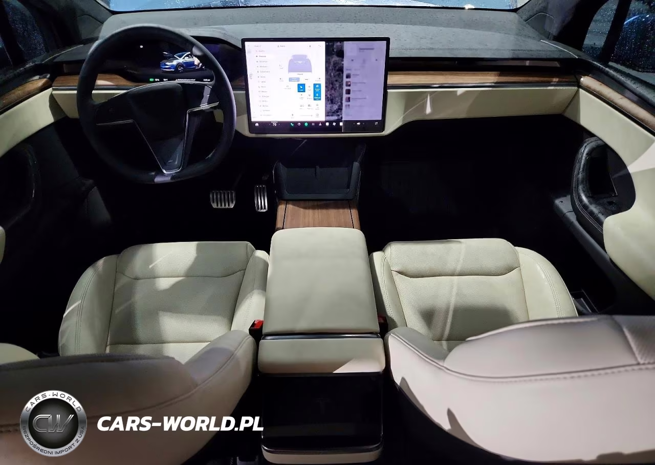 2026 Tesla Model X VIN:7SAXCAE59TF478510 - 8