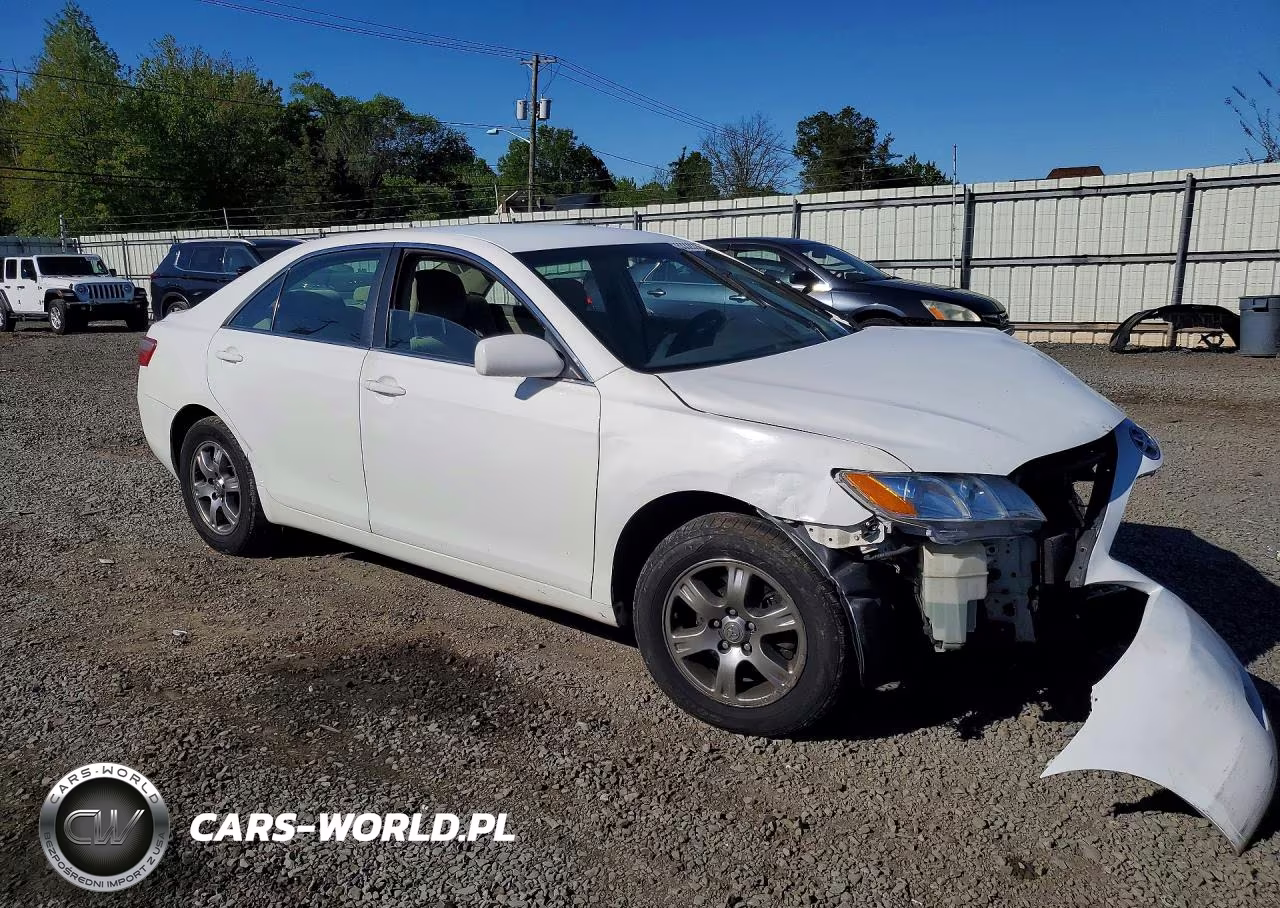 2008 Toyota Camry Le VIN:4T1BE46K68U784744 - 4