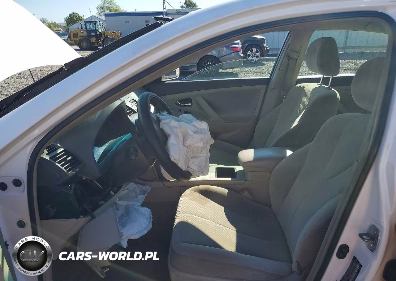 2008 Toyota Camry Le VIN:4T1BE46K68U784744 - 7