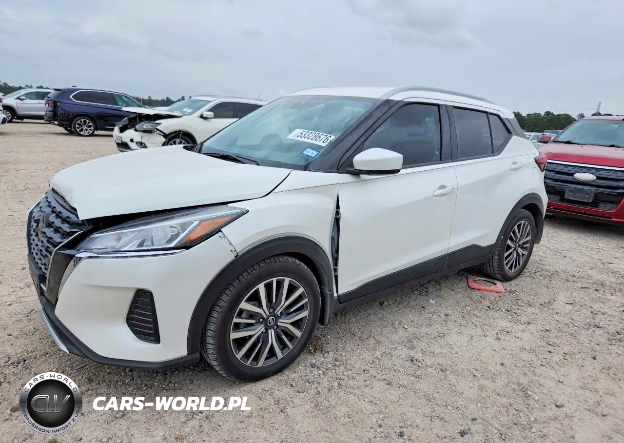 2021 Nissan Kicks Sv
