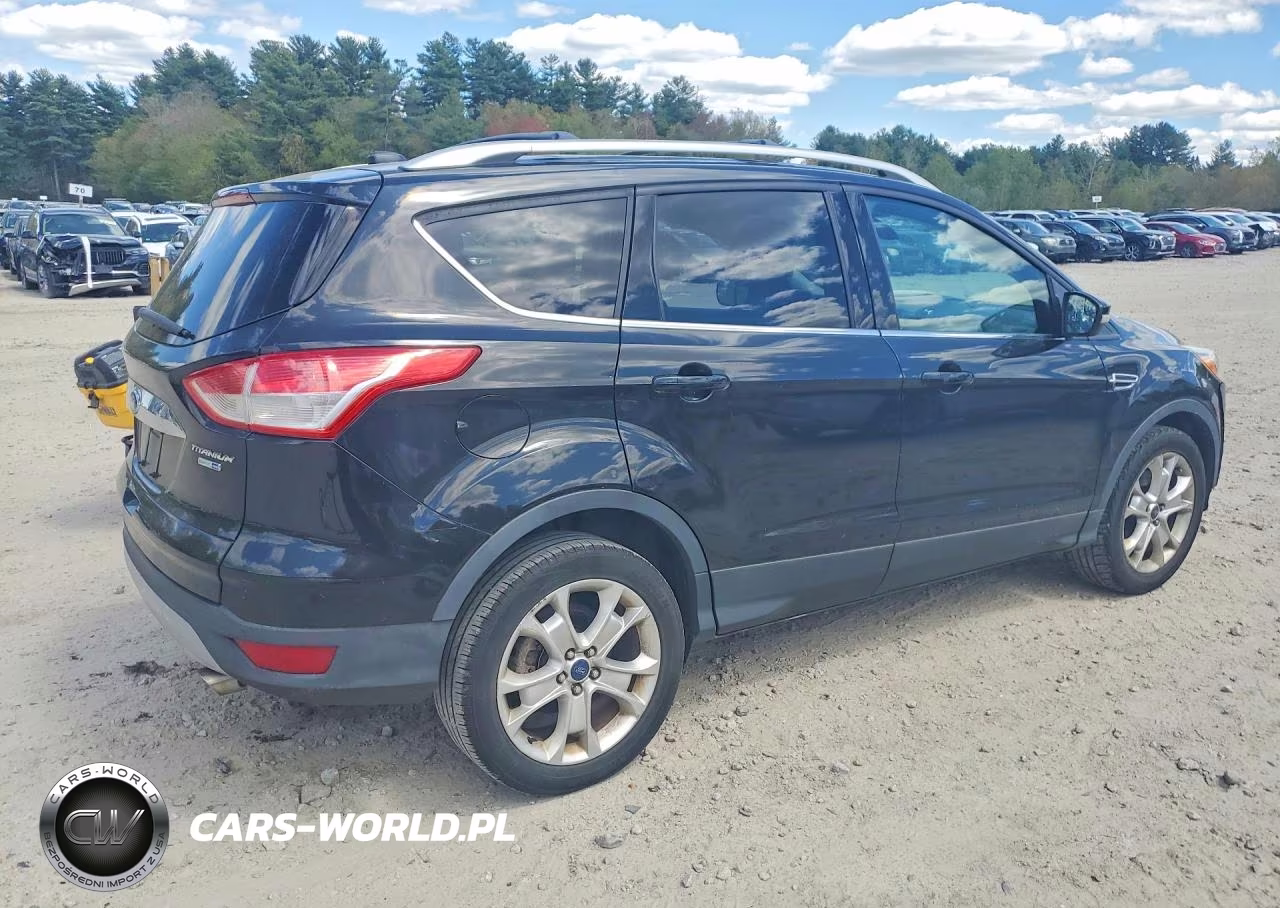 2015 Ford Escape Titanium VIN:1FMCU9JX4FUB15117 - 3