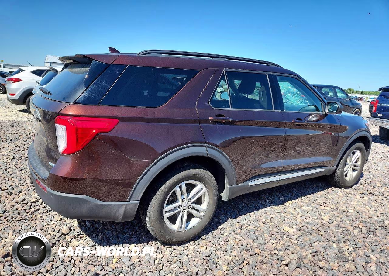 2020 Ford Explorer Xlt VIN:1FMSK8DH7LGC08532 - 3