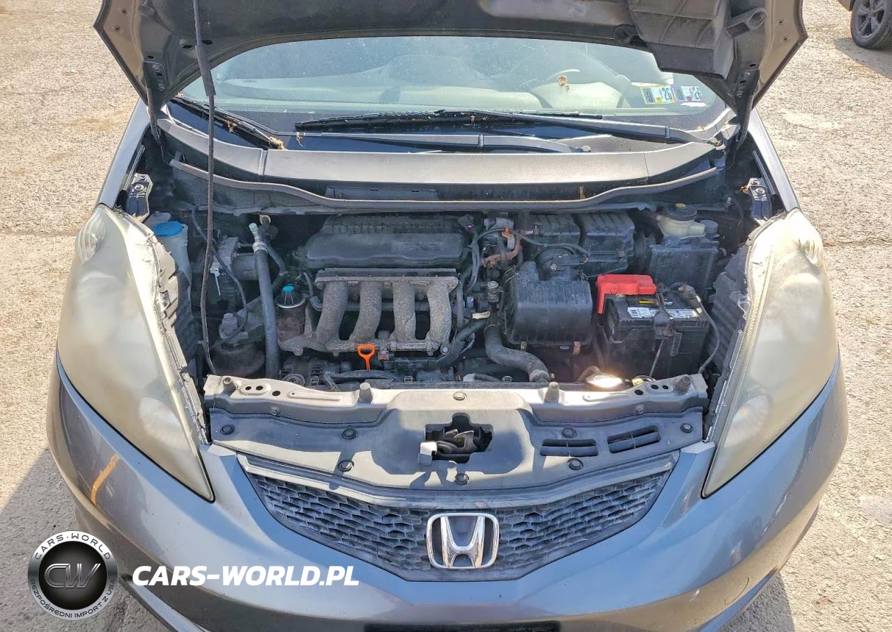 2012 Honda Fit VIN:JHMGE8G32CC026809 - 11