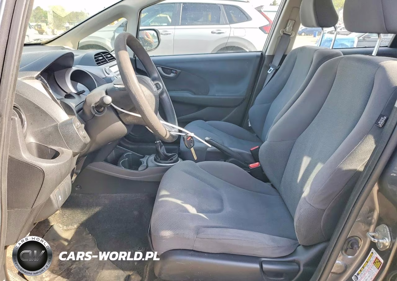 2012 Honda Fit VIN:JHMGE8G32CC026809 - 7
