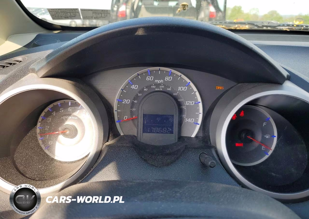 2012 Honda Fit VIN:JHMGE8G32CC026809 - 9