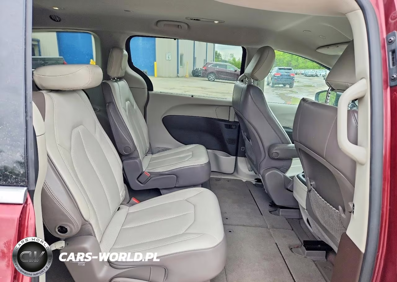 2020 Chrysler Voyager Lxi VIN:2C4RC1DG6LR262675 - 11