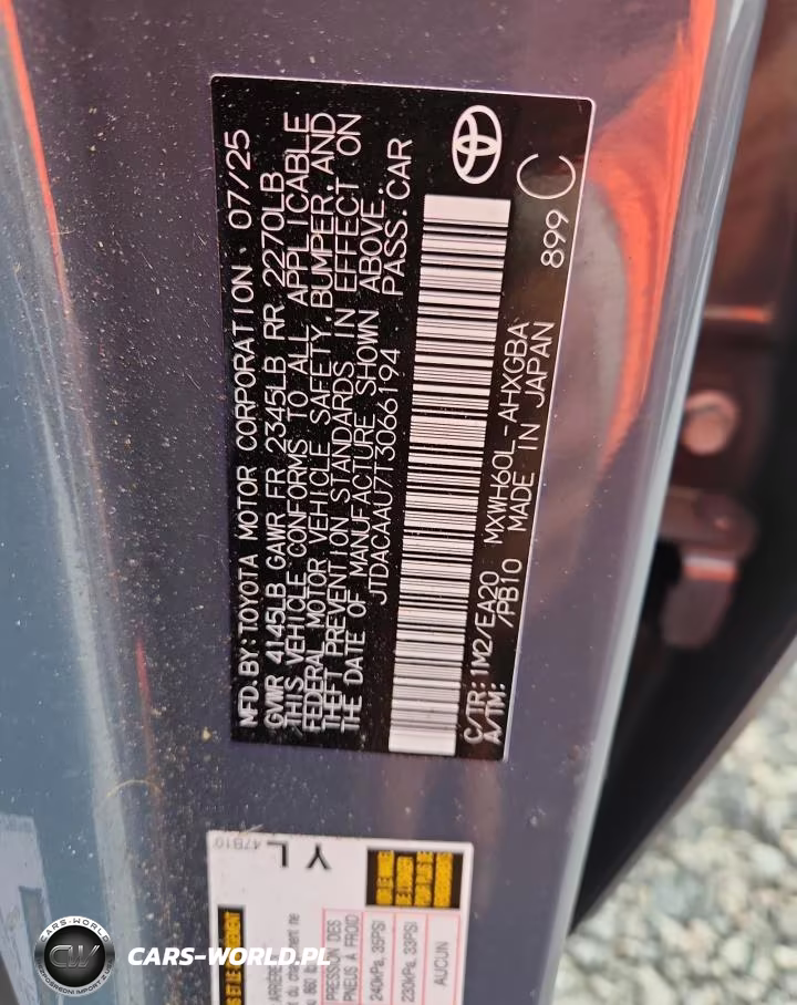 2026 Toyota Prius Xle VIN:JTDACAAU7T3066194 - 12