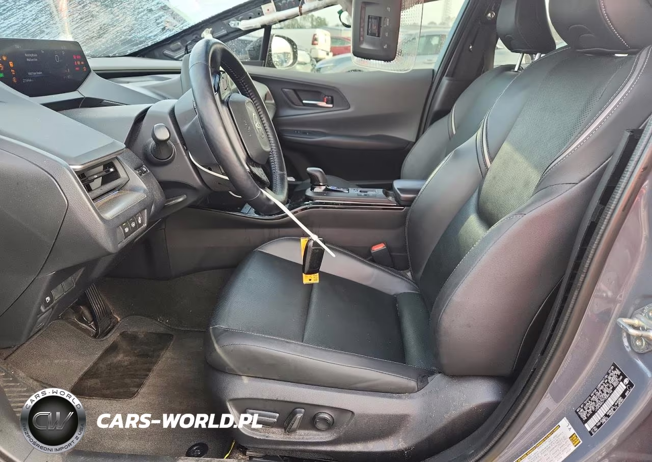 2026 Toyota Prius Xle VIN:JTDACAAU7T3066194 - 7