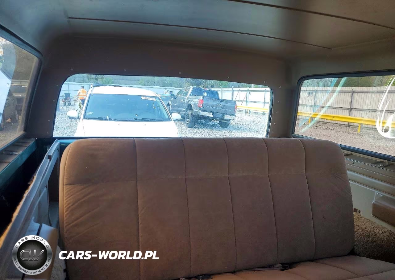 1990 Ford Bronco VIN:1FMEU15H5LLA03179 - 10