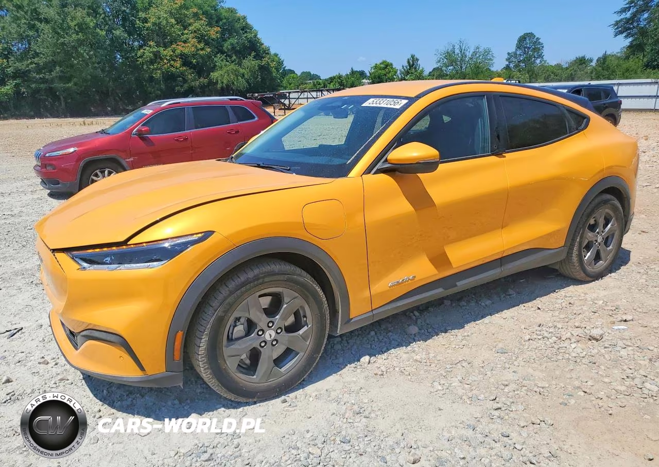 2022 Ford Mustang Mach-E Select