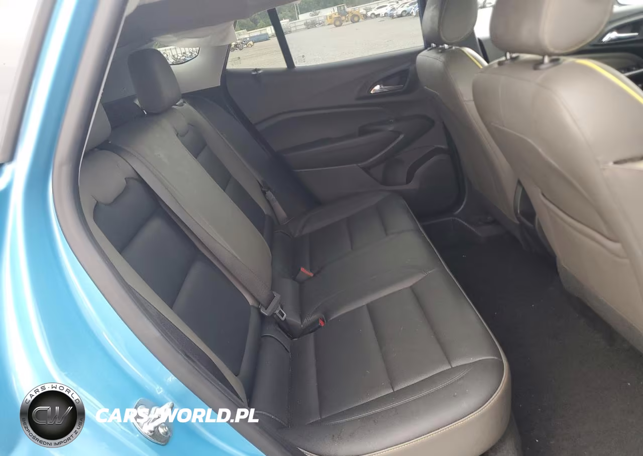 2025 Chevrolet Trax Activ VIN:KL77LKEP9SC272553 - 11