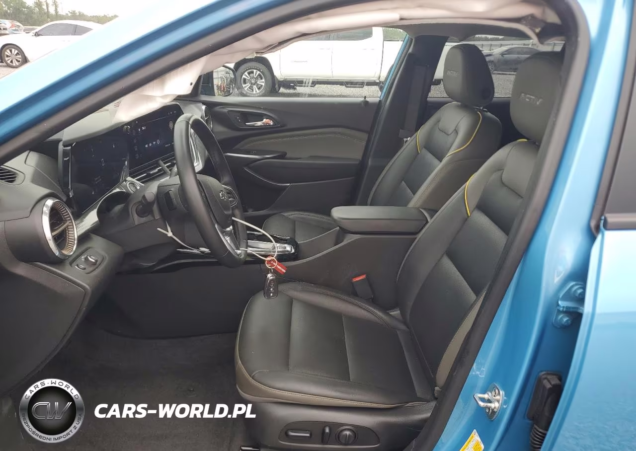 2025 Chevrolet Trax Activ VIN:KL77LKEP9SC272553 - 7