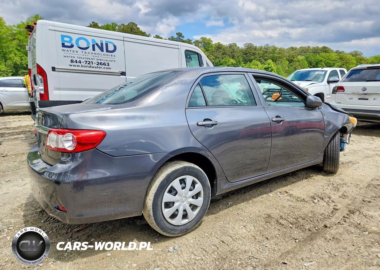 2013 Toyota Corolla L VIN:2T1BU4EE3DC979565 - 3