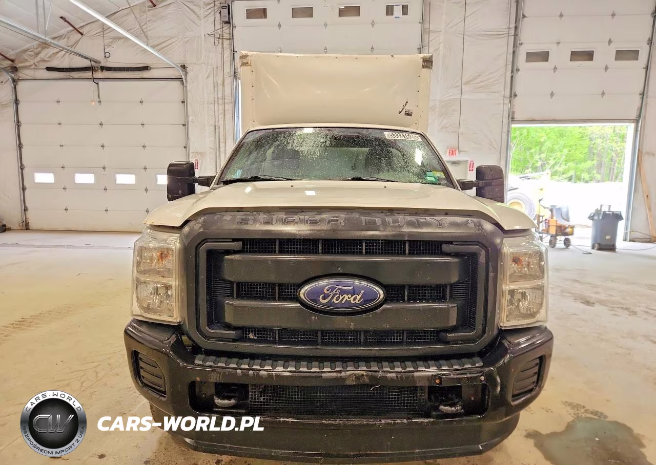 2015 Ford F250 Super Duty Box Truck VIN:1FDBF2B6XFEA47578 - 5